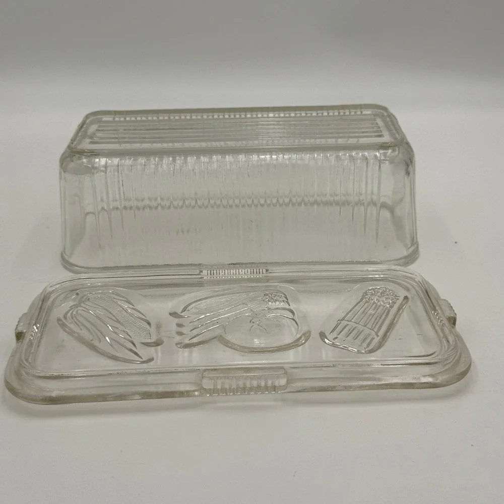 Vintage Clear Ribbed Glass Refrigerator Dish Embossed Vegetable Lid Rectangular
